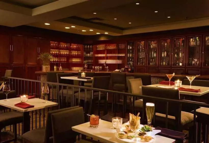 Executive Hotel Vancouver Airport