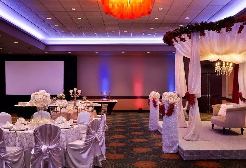 Executive Hotel Vancouver Airport