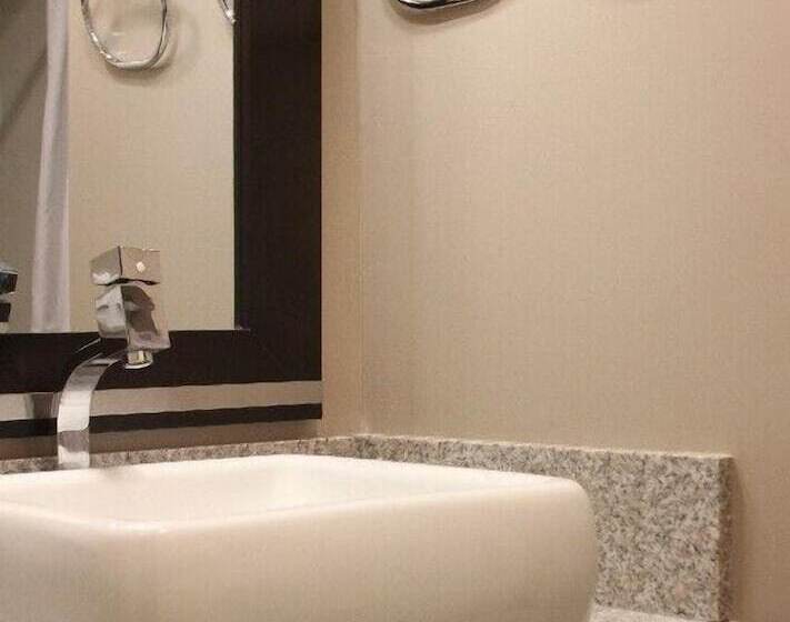 ホテル Helm's Inn