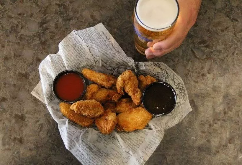 בית מלון כפרי Maritime Inn Port Hawkesbury