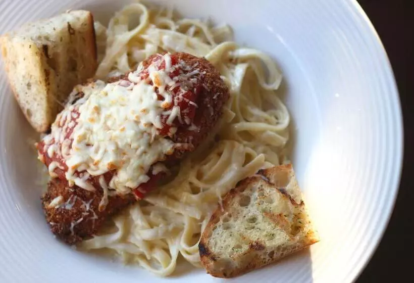 בית מלון כפרי Maritime Inn Port Hawkesbury