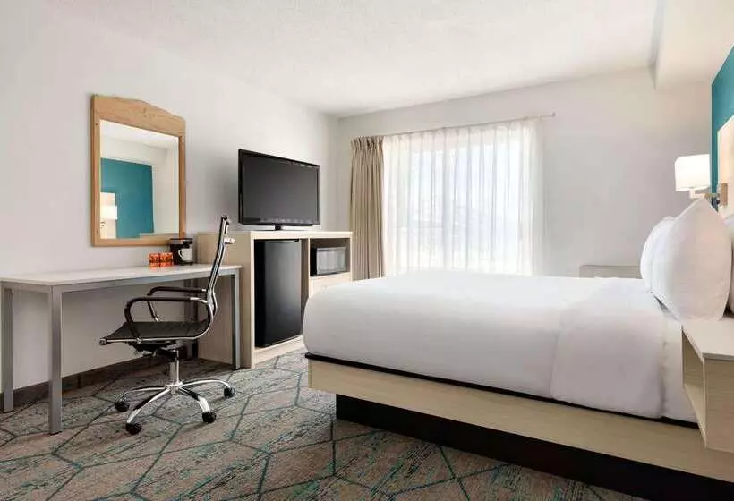 酒店 Ramada By Wyndham Miramichi New Brunswick