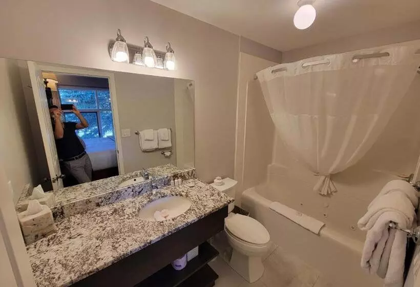 בית מלון כפרי The Georgetown Inn