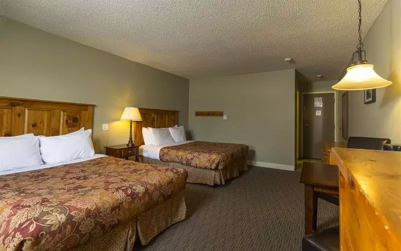 Motelli Red Tree Lodge