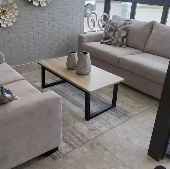 Отель Days Inn & Suites By Wyndham Summerside