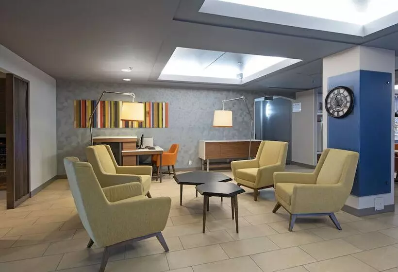 ホテル Holiday Inn Express Kamloops, An Ihg