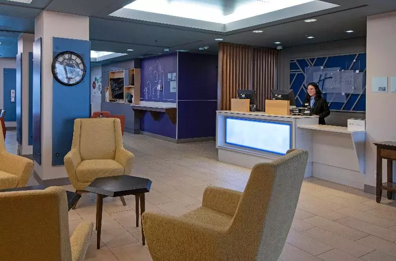 ホテル Holiday Inn Express Kamloops, An Ihg