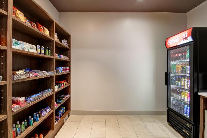 هتل Holiday Inn Express Kamloops, An Ihg