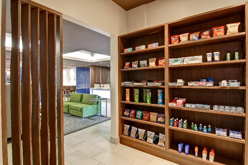 هتل Holiday Inn Express Kamloops, An Ihg