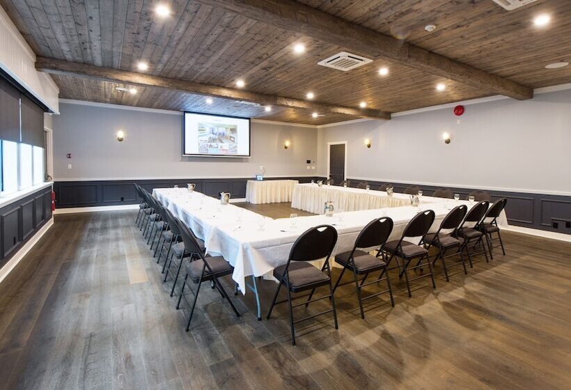 Szálloda Kingfisher Pacific Resort & Spa