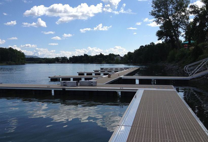 ホテル Hôtel Les Trois Tilleuls