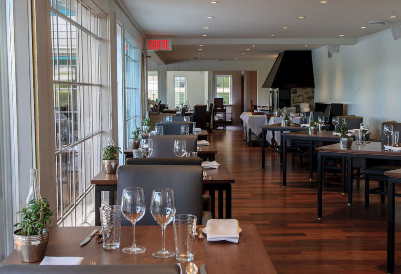 ホテル Hôtel Les Trois Tilleuls