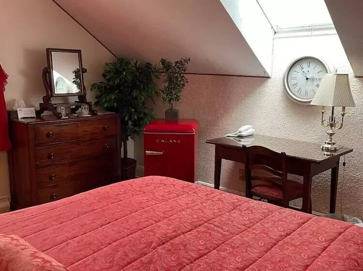 酒店 Marshlands Inn