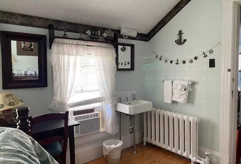 酒店 Marshlands Inn