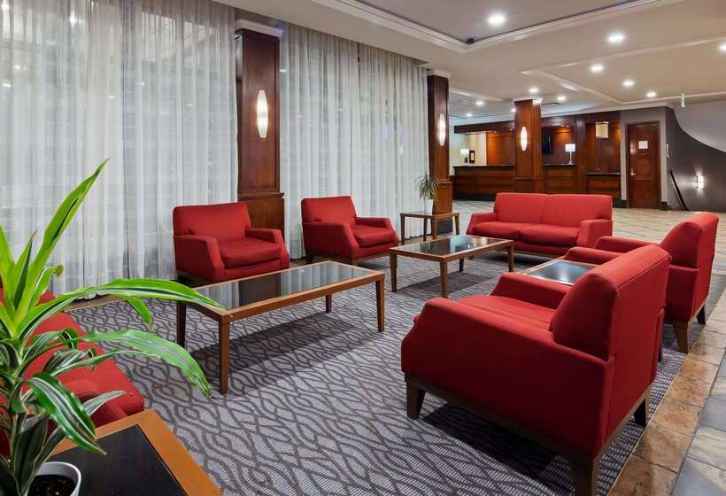 Radisson Hotel Montreal Airport