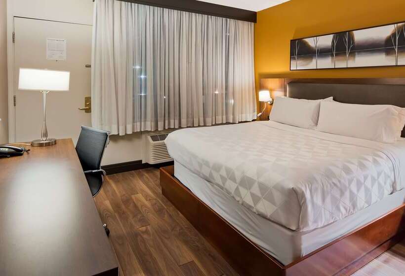 Radisson Hotel Montreal Airport