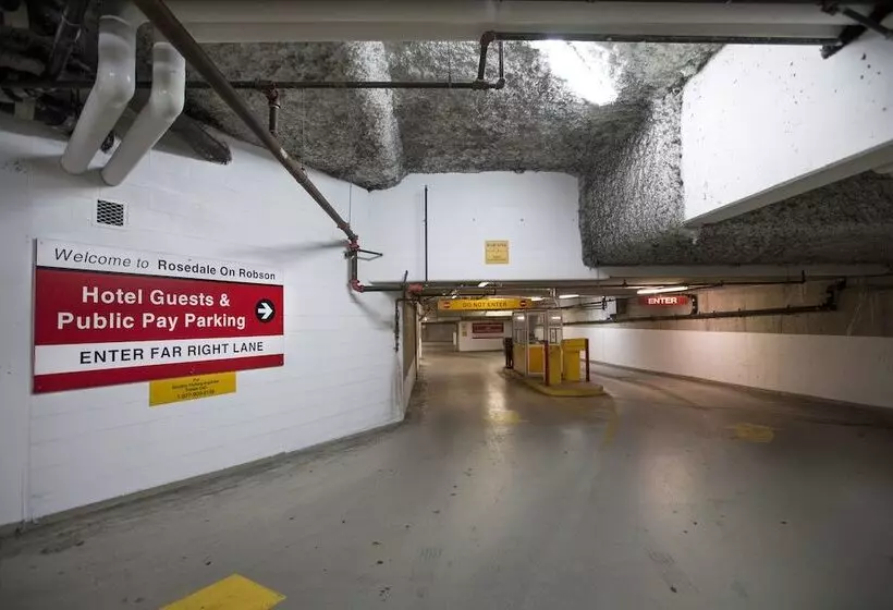 Отель Rosedale On Robson Suite