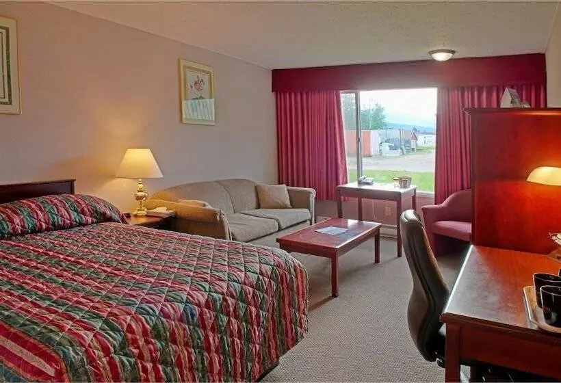 בית מלון כפרי Sandman Inn Mcbride