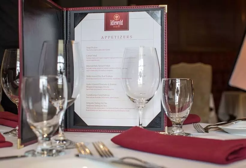 ホテル Idlewyld Inn & Spa