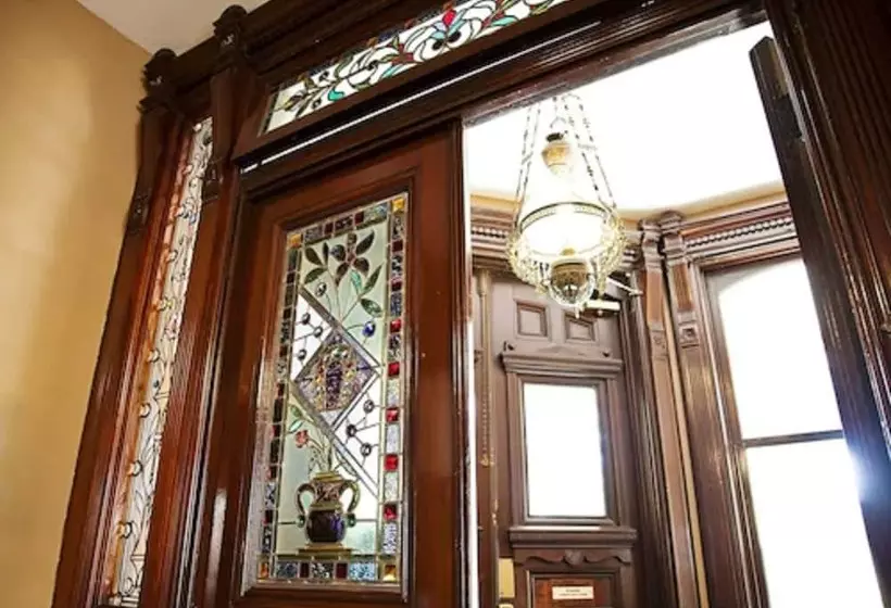 ホテル Idlewyld Inn & Spa