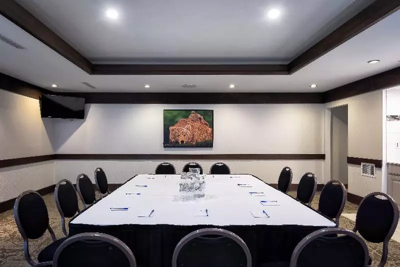 레지던스 Blackcomb Springs Suites By Clique