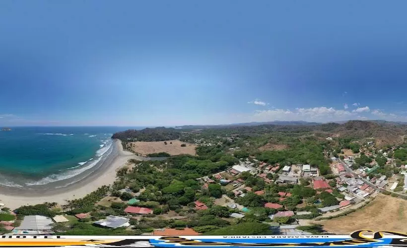 Отель Blue Iguana