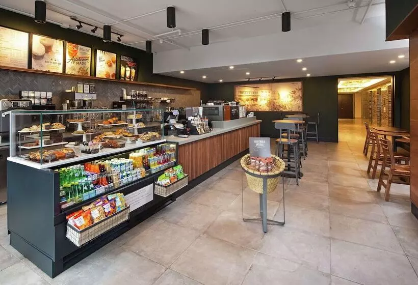 호텔 Doubletree By Hilton Toronto Airport