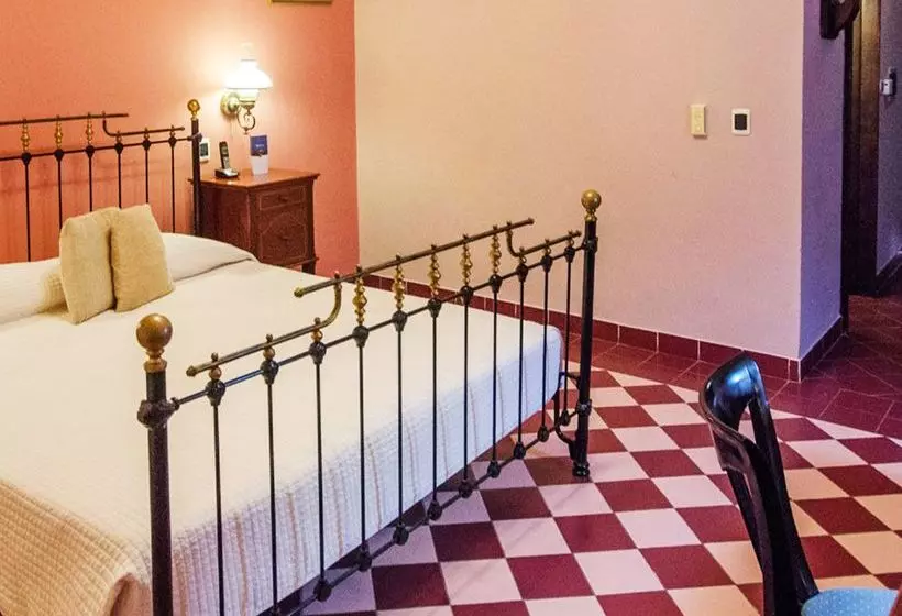 ホテル Santa Isabel