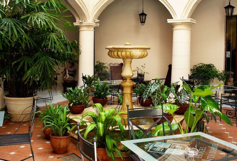 ホテル Santa Isabel