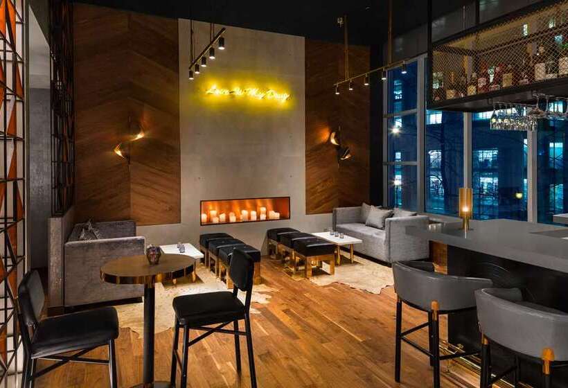 هتل Hilton Vancouver Downtown