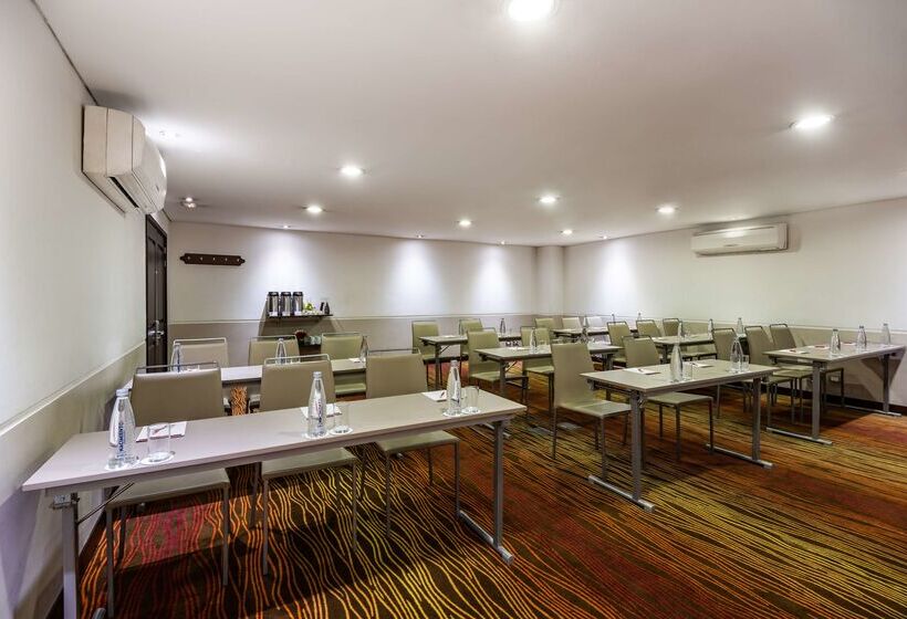 هتل NH Collection Bogota Hacienda Royal