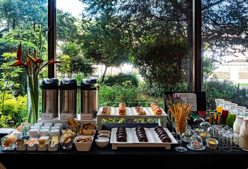 هتل NH Collection Bogota Hacienda Royal