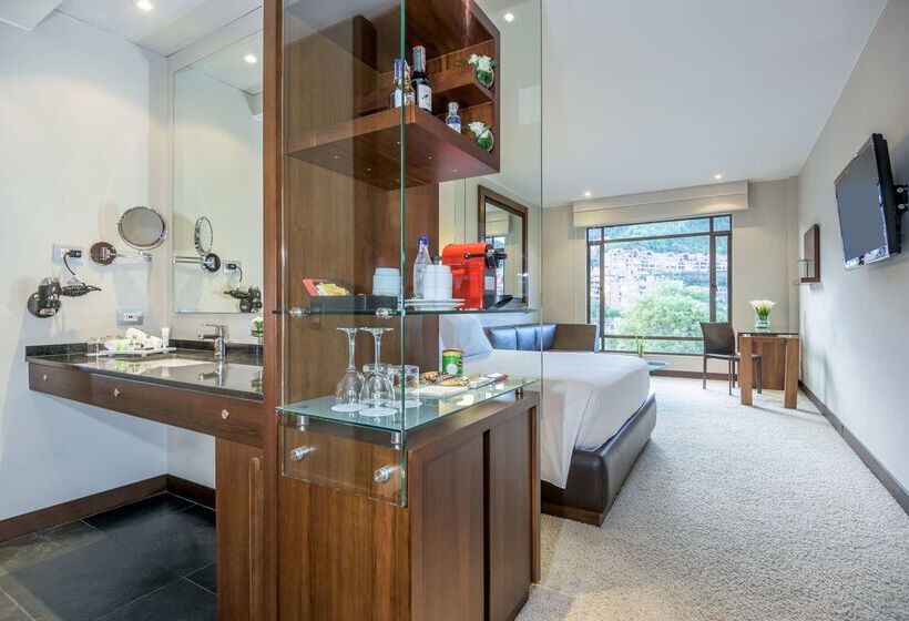 هتل NH Collection Bogota Hacienda Royal