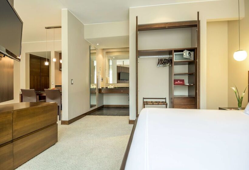 هتل NH Collection Bogota Hacienda Royal