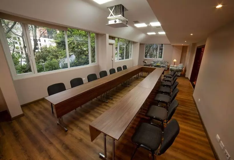 فندق Porton Bogota