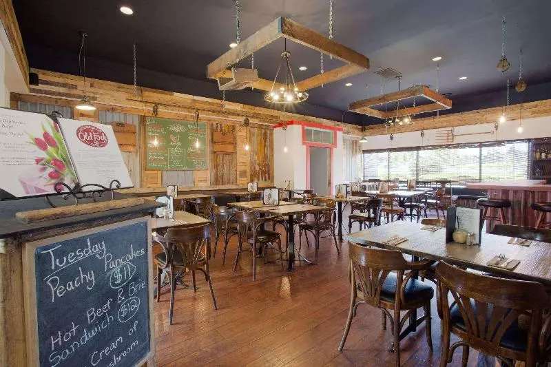 酒店 Ramada By Wyndham Duncan Cowichan Valley