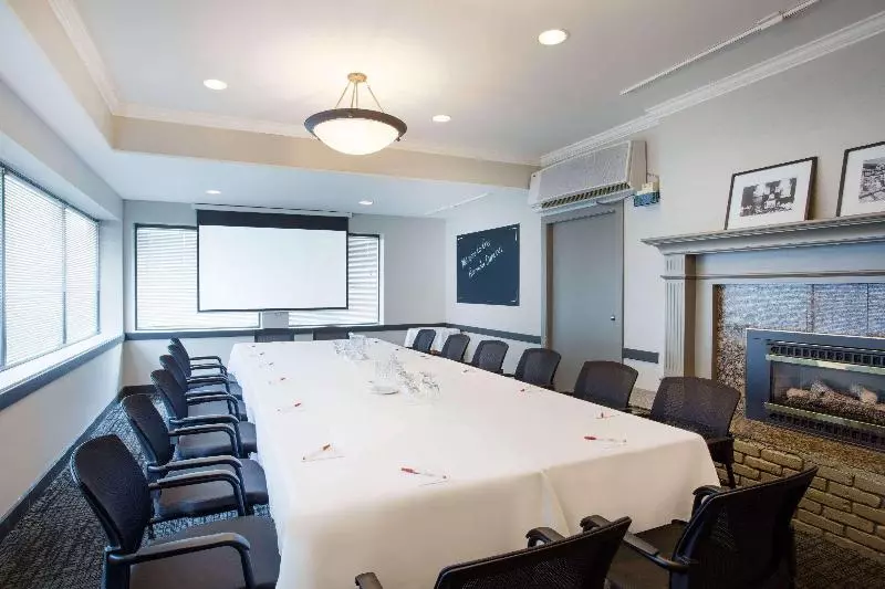 酒店 Ramada By Wyndham Duncan Cowichan Valley