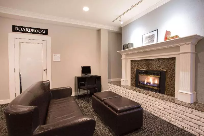 酒店 Ramada By Wyndham Duncan Cowichan Valley