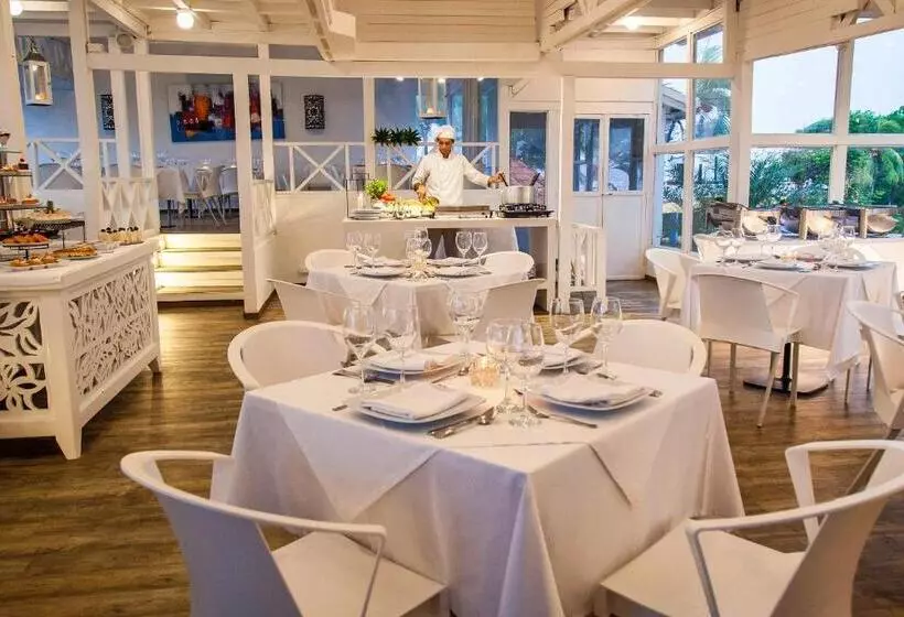 Отель Sol Caribe Campo