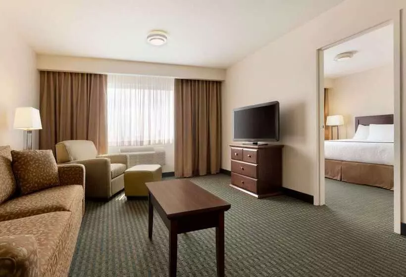 Travelodge Hotel By Wyndham Weyburn