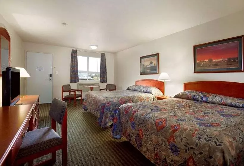Travelodge Hotel By Wyndham Weyburn