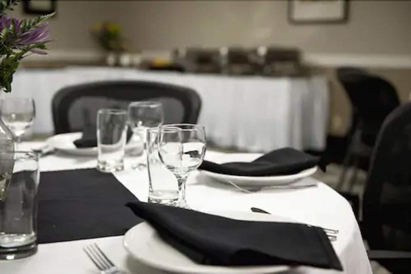 فندق Visitor S Inn