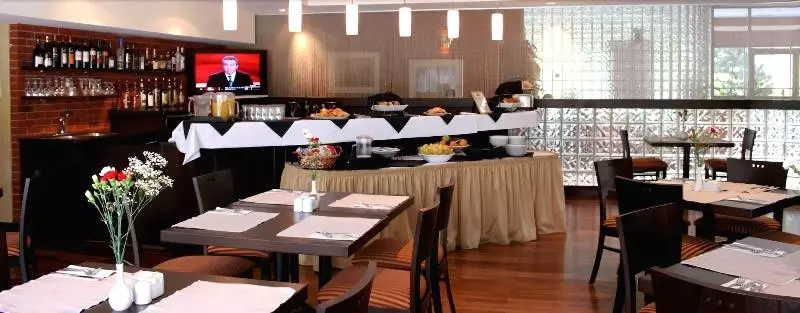 酒店 Visitor S Inn