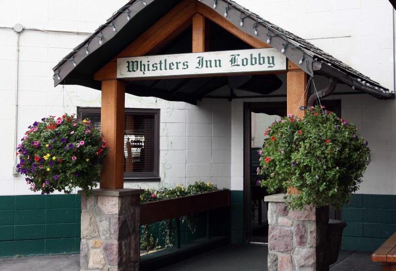 هتل Whistler's Inn