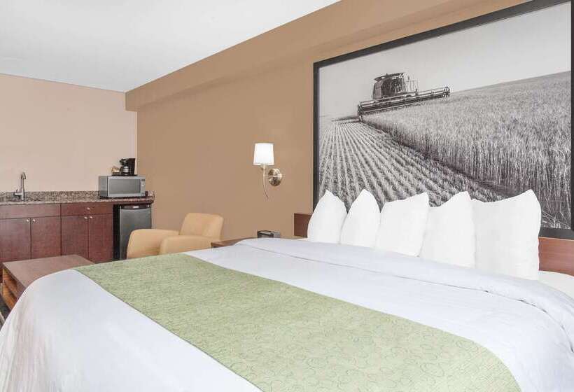 مُتل Super 8 By Wyndham Brandon Mb