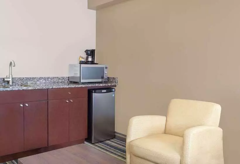 モーテル Super 8 By Wyndham Brandon Mb