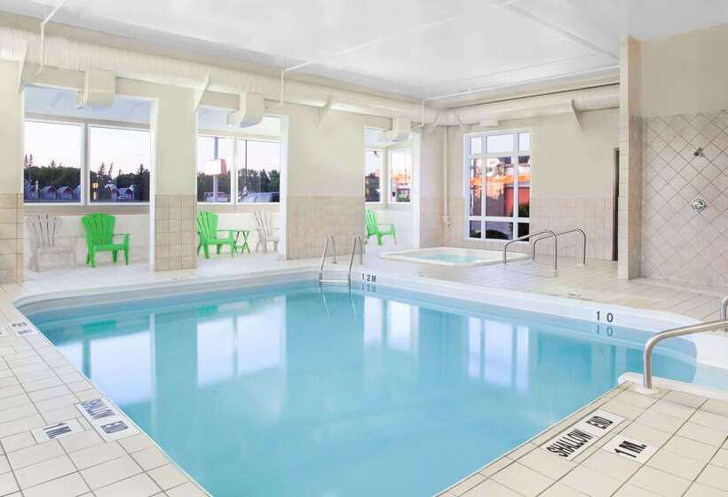 مُتل Super 8 By Wyndham Brandon Mb