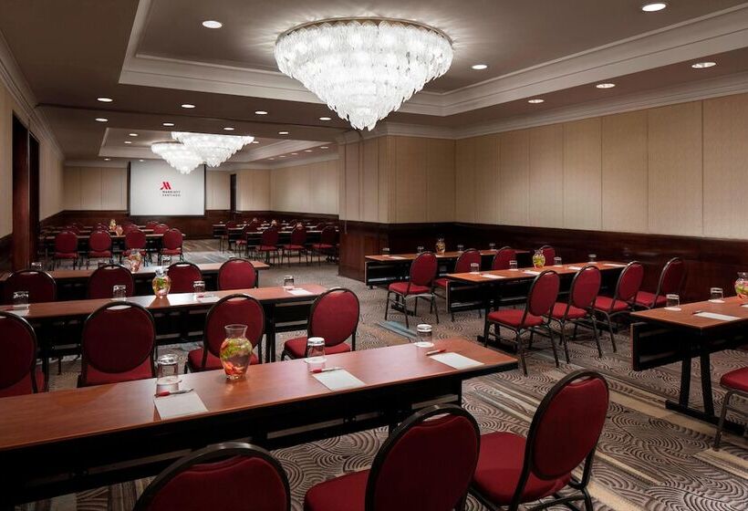 فندق Santiago Marriott