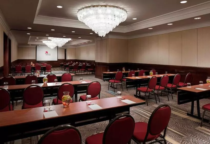 בית מלון כפרי Santiago Marriott