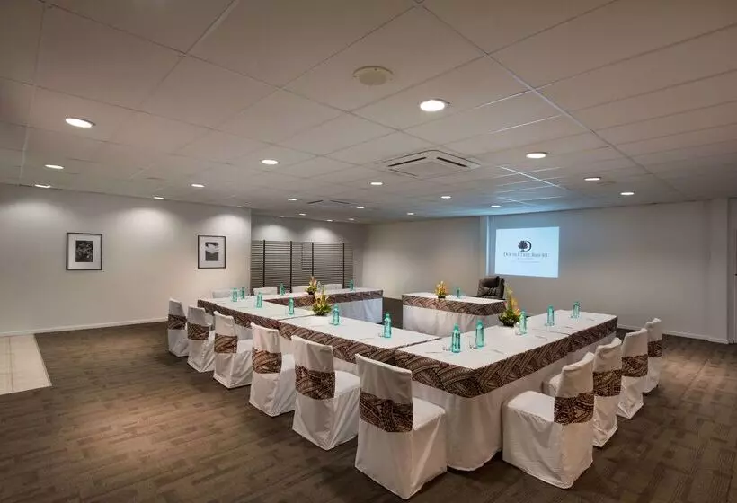 Doubletree Resort By Hilton Hotel Fiji   Sonaisali Island